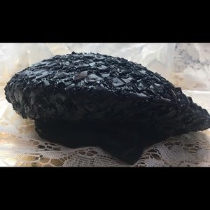 Vintage Raleigh hat beret style black OS